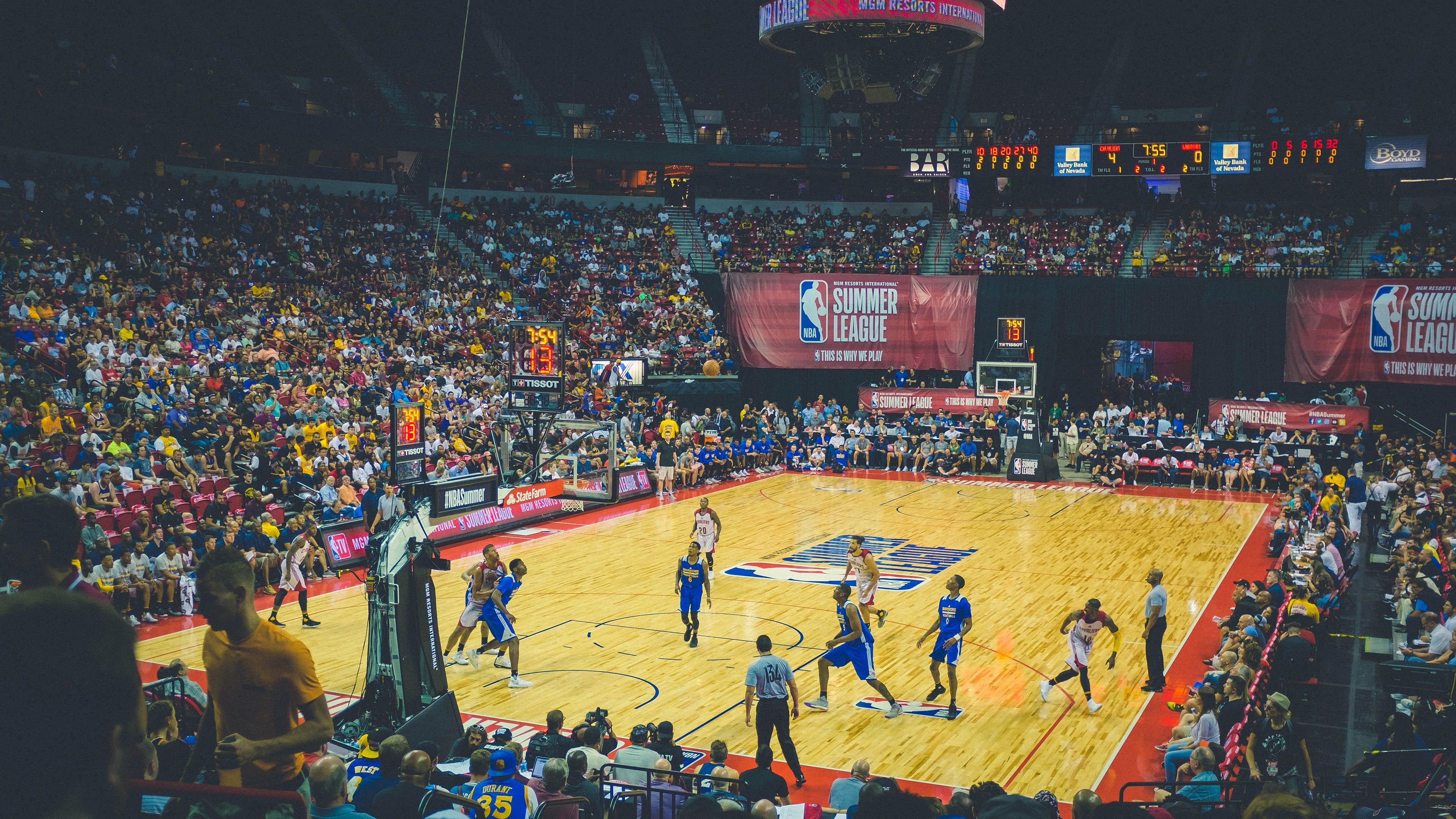 拉恩：全黑队外线的“速度奇迹”，每一次带球突破都能打破僵局